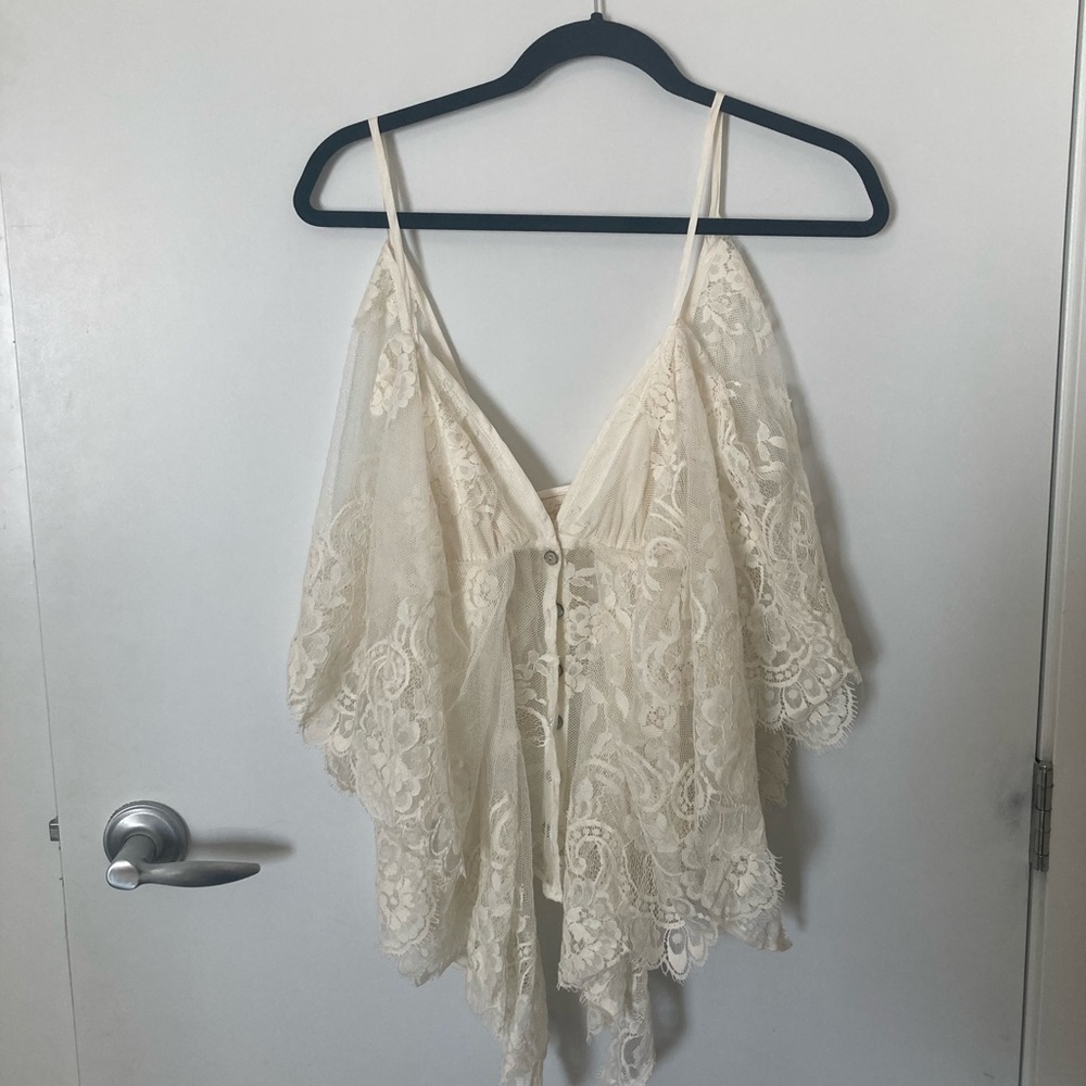 Jen’s pirate Booty white flowy lace blouse